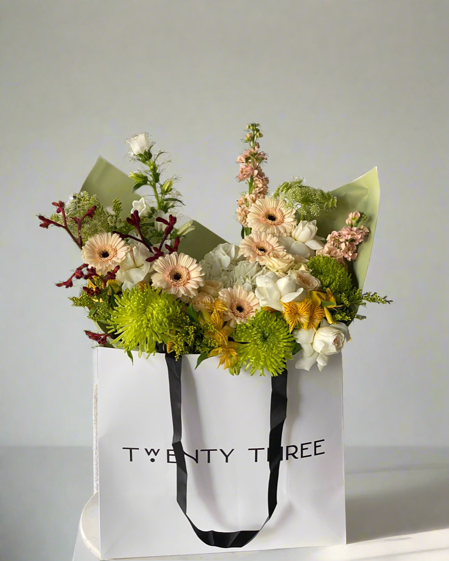Green Spider Chrysanthemum Bouquet