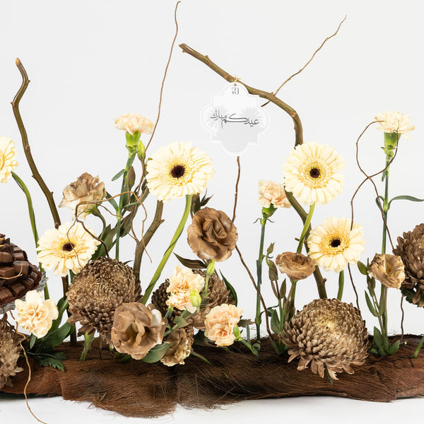 100CM CENTERPIECE WITH CHOCOLATE TRAY - Twenty Three Flowers & Chocolate