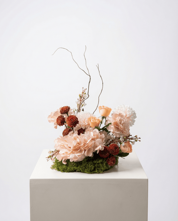 Centerpiece (20cm) - Twenty Three Flowers & Chocolate