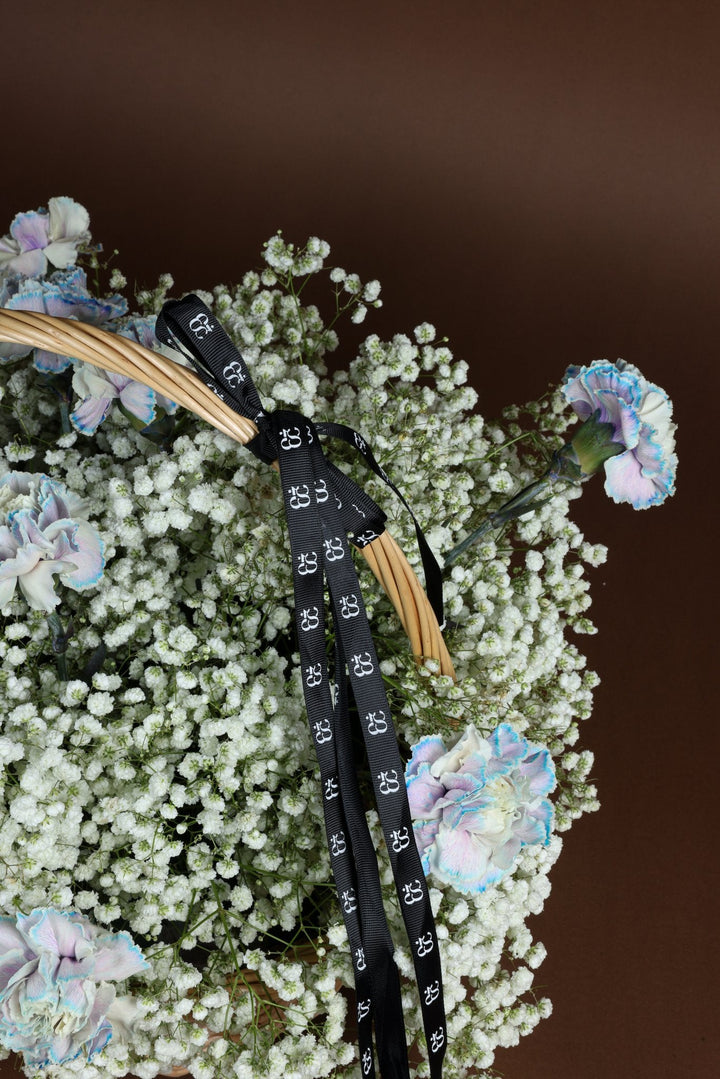 DreamCloud Basket - Twenty Three Flowers & Chocolate