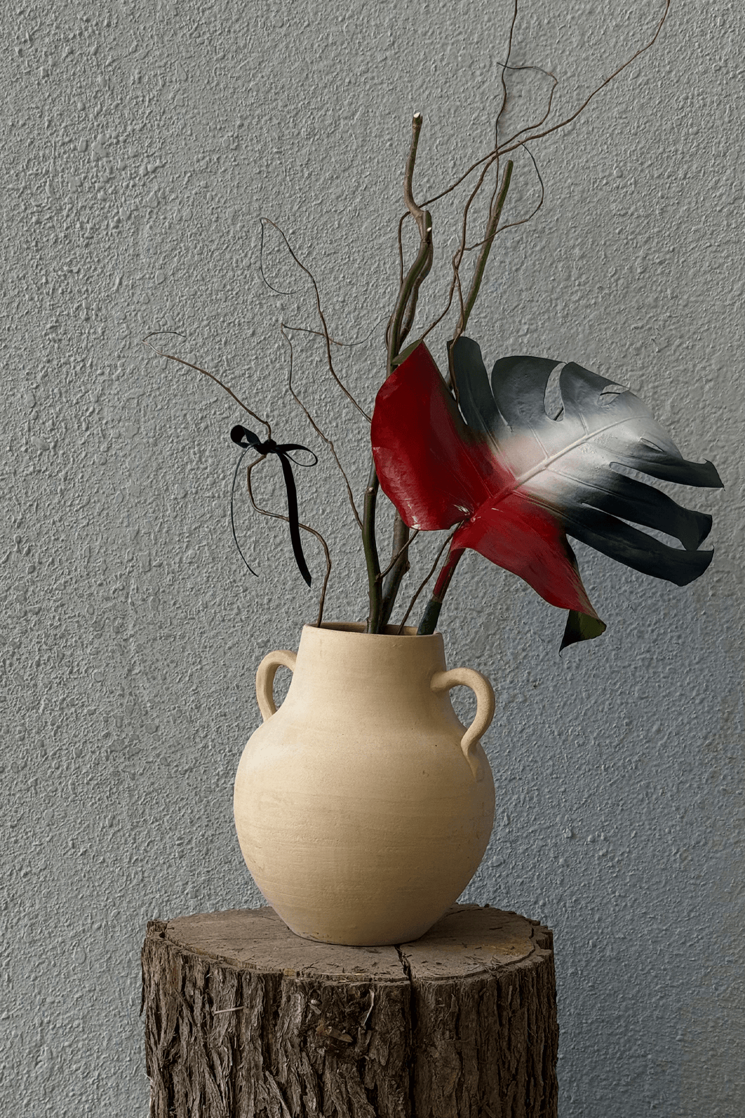 Emirati Whisper - Twenty Three Flowers & Chocolate