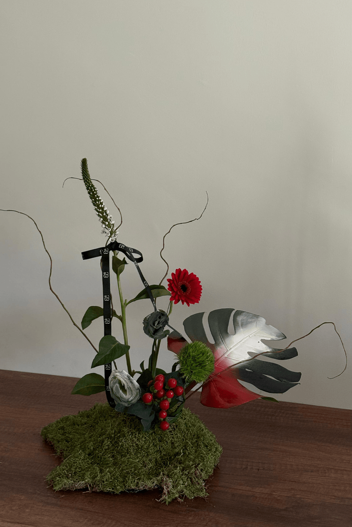 🇦🇪 Package (3) - Twenty Three Flowers & Chocolate