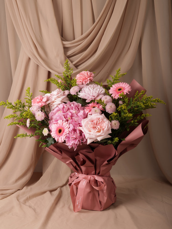 Bloom Rosy Bouquet